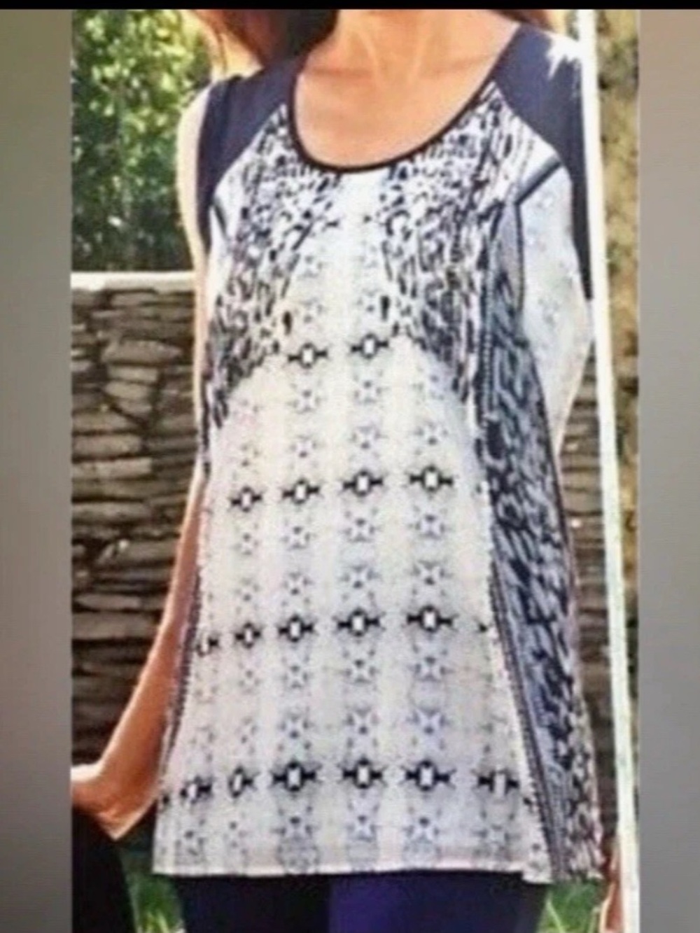 CAbi Snakeskin Mixed Print Blue Gray Ivory Chiffon Lined Tunic Top Sz L 253